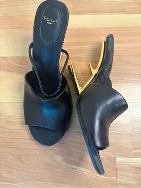 Fendi First Black Leather Sandals Heels Need Repair / Read Description Authentic
